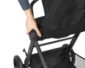 Комбинирана количка 3в1 с кош за новородено Mia , Black