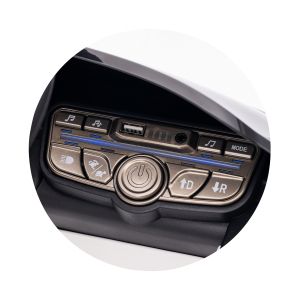 EЛЕКТРИЧЕСКА КОЛА MERCEDES AMG CLE 53 , БЯЛА