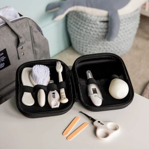 Tommee Tippee Хигиенен комплект