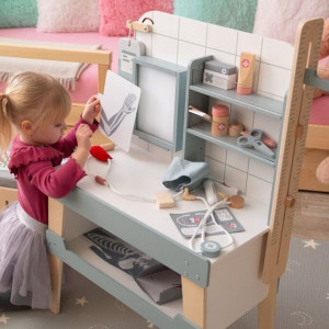 2Kids Toys Дървен лекарски кабинет