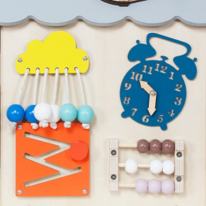 2Kids Toys Дървена занимателна дъска/ бизи борд Монтесори House, сива