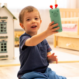 2Kids Toys Дървена занимателна дъска/ бизи борд Монтесори House, сива